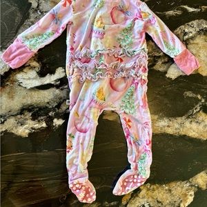 Bums & Roses Ruffle Footie